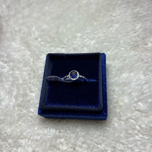 Lush Jewelry - NEW Blue Diamon Ring